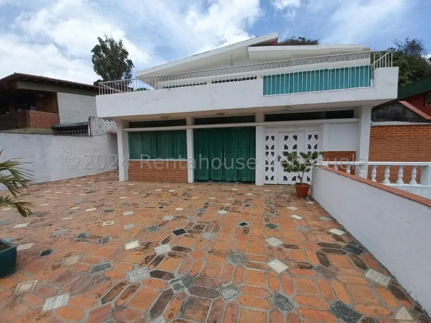 Casa (Multipes Niveles) en Alquiler en Prados del Este, Distrito Metropolitano - 73