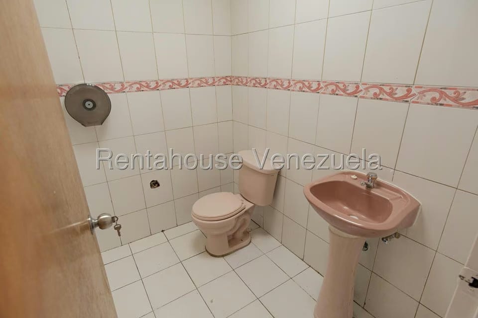 Comercial (Local Comercial) en Venta en Chacao, Distrito Metropolitano - 23