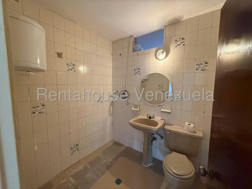 Apartamento (1 Nivel) en Alquiler en El Junquito, Distrito Metropolitano - 15