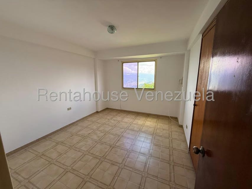 Apartamento (1 Nivel) en Alquiler en El Junquito, Distrito Metropolitano - 16