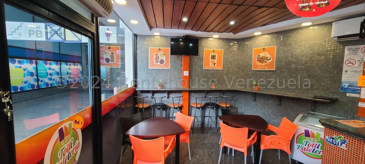 Comercial (Local Comercial) en Venta en Macaracuay, Distrito Metropolitano - 4