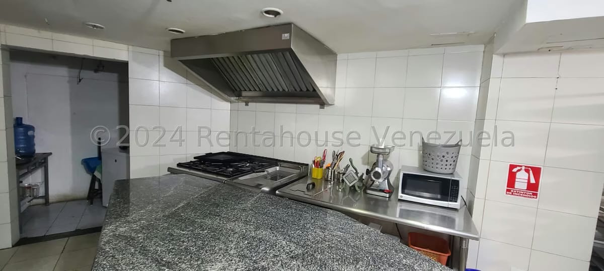 Comercial (Local Comercial) en Venta en Macaracuay, Distrito Metropolitano - 9