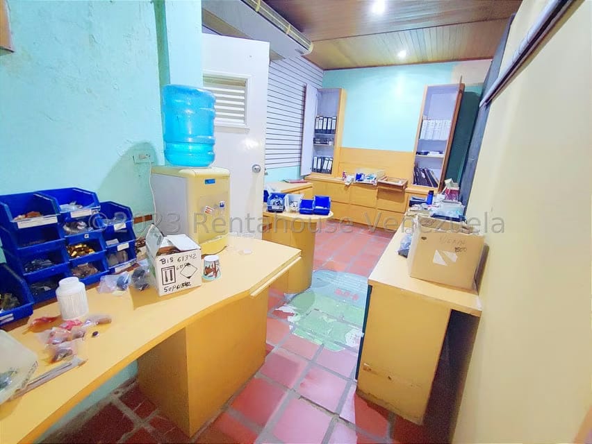 Comercial (Galpon - Deposito) en Alquiler en Centro, Falcon - 11