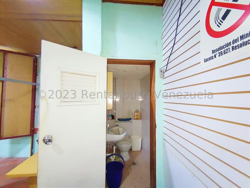 Comercial (Galpon - Deposito) en Alquiler en Centro, Falcon - 12