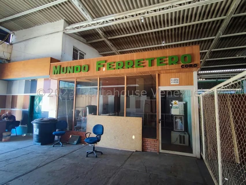 Comercial (Galpon - Deposito) en Alquiler en Centro, Falcon - 6