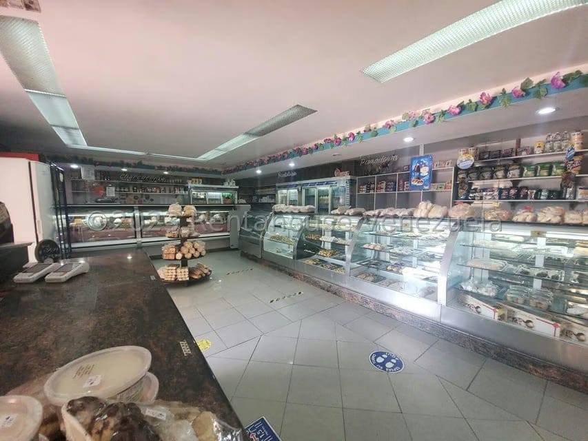 Negocios y Empresas (Comercio) en Venta en Santa Ines, Distrito Metropolitano - 13
