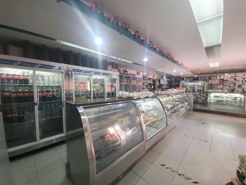 Negocios y Empresas (Comercio) en Venta en Santa Ines, Distrito Metropolitano - 19
