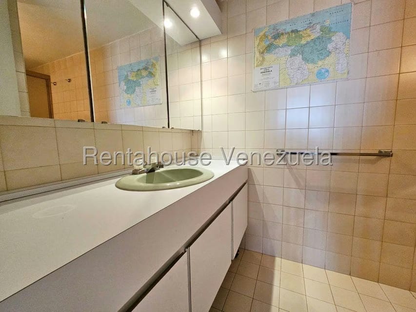 Apartamento (1 Nivel) en Venta en Charallavito, Distrito Metropolitano - 28