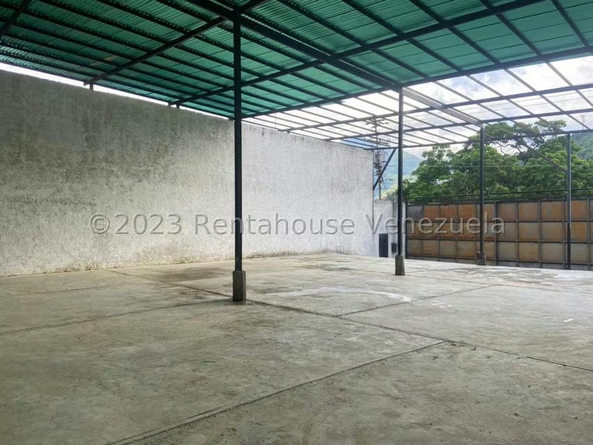 Comercial (Galpon - Deposito) en Venta en Turumo, Distrito Metropolitano - 7