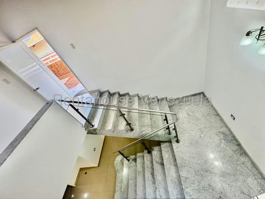 Apartamento (Duplex) en Alquiler en Pueblo Nuevo, Tachira - 32