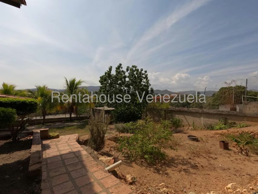 Casa (1 Nivel) en Venta en Agua Viva, Lara - 28