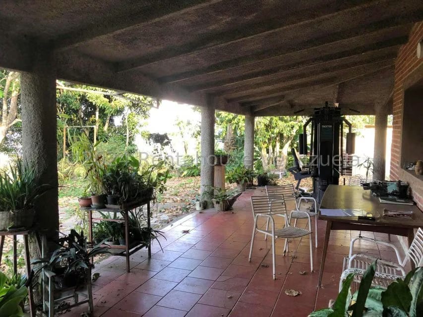 Casa (1 Nivel) en Venta en La Suiza, Miranda - 11
