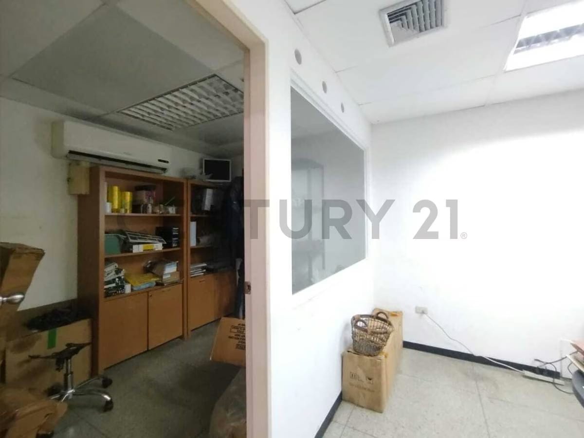 Local Comercial en Alquiler Avenida Solano - 8