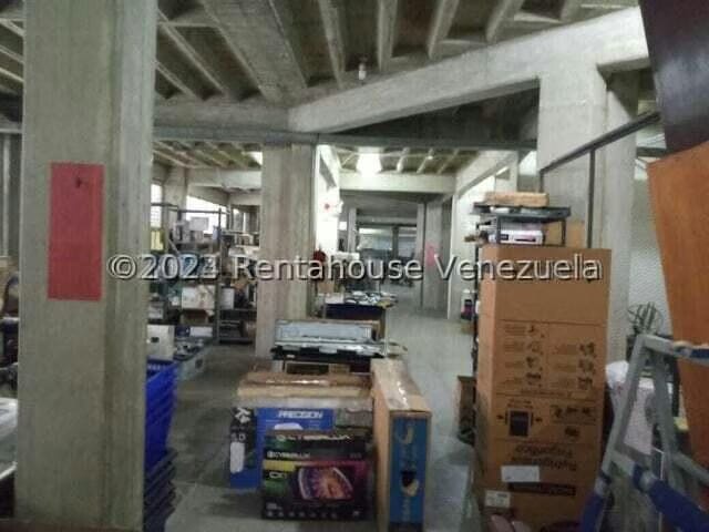 Comercial (Local Comercial) en Venta en Parroquia La Candelaria, Distrito Metropolitano - 12
