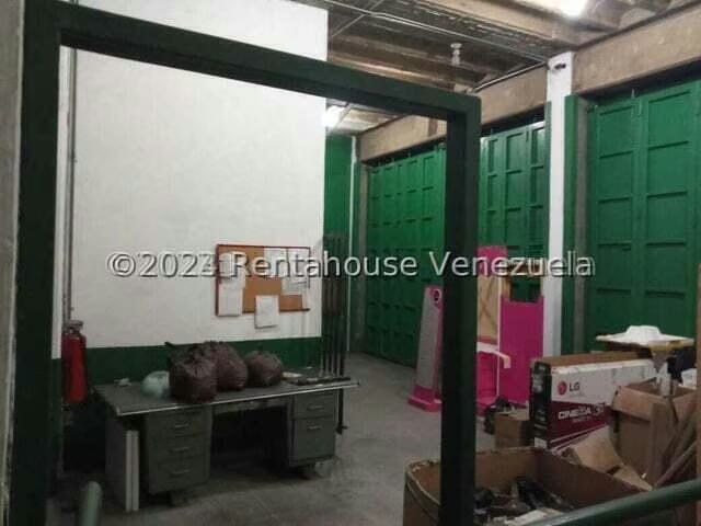 Comercial (Local Comercial) en Venta en Parroquia La Candelaria, Distrito Metropolitano - 14