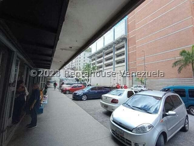 Comercial (Local Comercial) en Venta en Parroquia La Candelaria, Distrito Metropolitano - 8