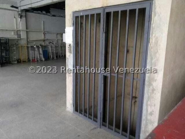 Comercial (Local Comercial) en Venta en Parroquia La Candelaria, Distrito Metropolitano - 10