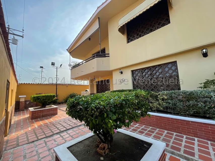 Casa (Duplex) en Venta en Araure, Portuguesa - 2