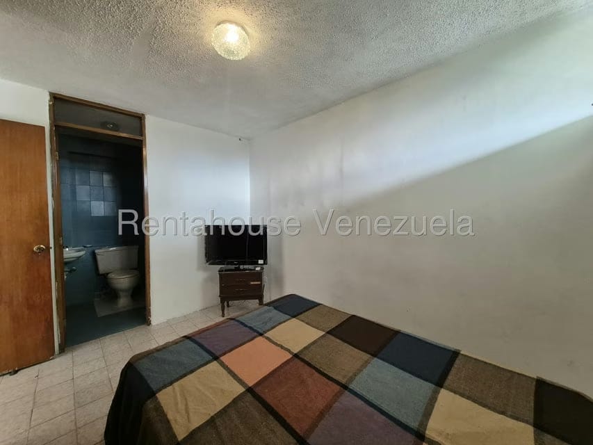 Apartamento (1 Nivel) en Alquiler en Los Chaguaramos, Aragua - 13
