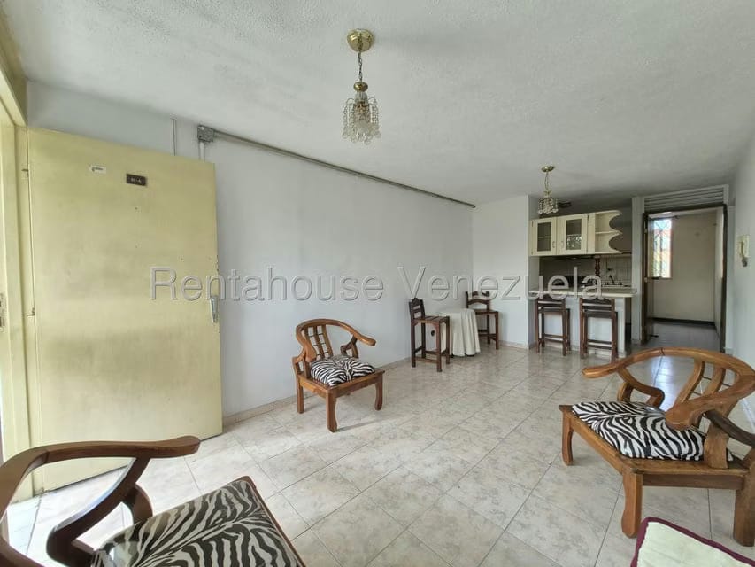 Apartamento (1 Nivel) en Alquiler en Los Chaguaramos, Aragua - 3