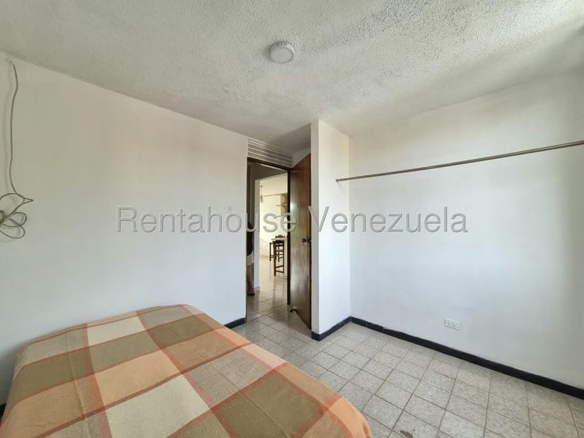 Apartamento (1 Nivel) en Alquiler en Los Chaguaramos, Aragua - 21
