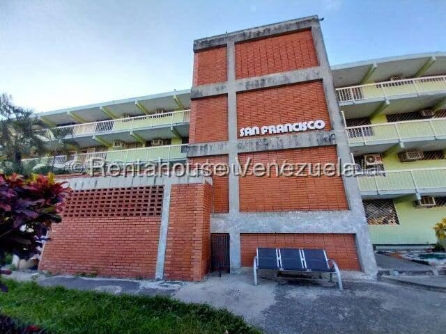 Apartamento (1 Nivel) en Alquiler en Los Chaguaramos, Aragua - 25