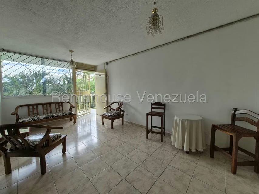 Apartamento (1 Nivel) en Alquiler en Los Chaguaramos, Aragua - 4