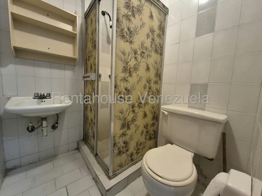 Apartamento (1 Nivel) en Alquiler en Los Chaguaramos, Aragua - 10