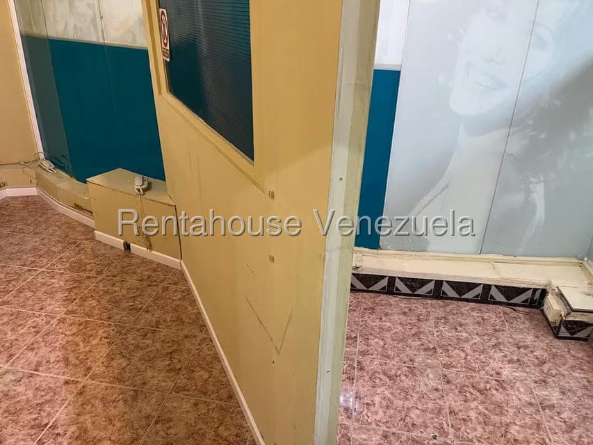Comercial (Local Comercial) en Alquiler en El Parral, Carabobo - 6