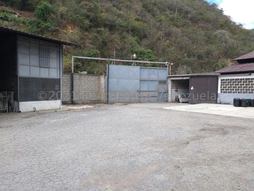 Comercial (Galpon - Deposito) en Alquiler en Mampote, Miranda - 11