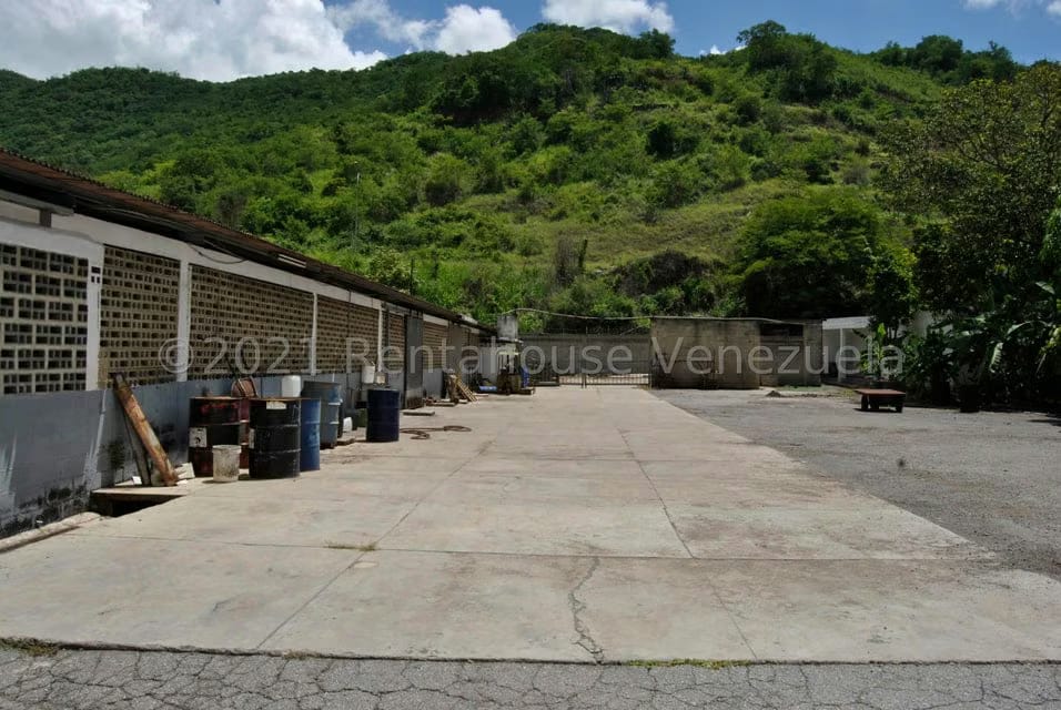 Comercial (Galpon - Deposito) en Alquiler en Mampote, Miranda - 6