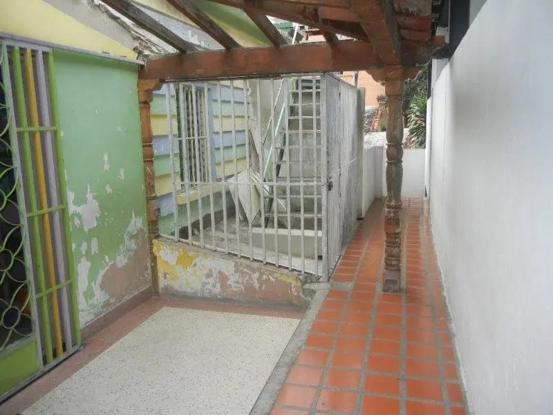 Casa (Multipes Niveles) en Venta en Santa Monica, Distrito Metropolitano - 12