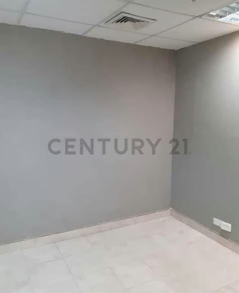 Se Alquila Local comercial u oficina en La Lago. Maracaibo - 10