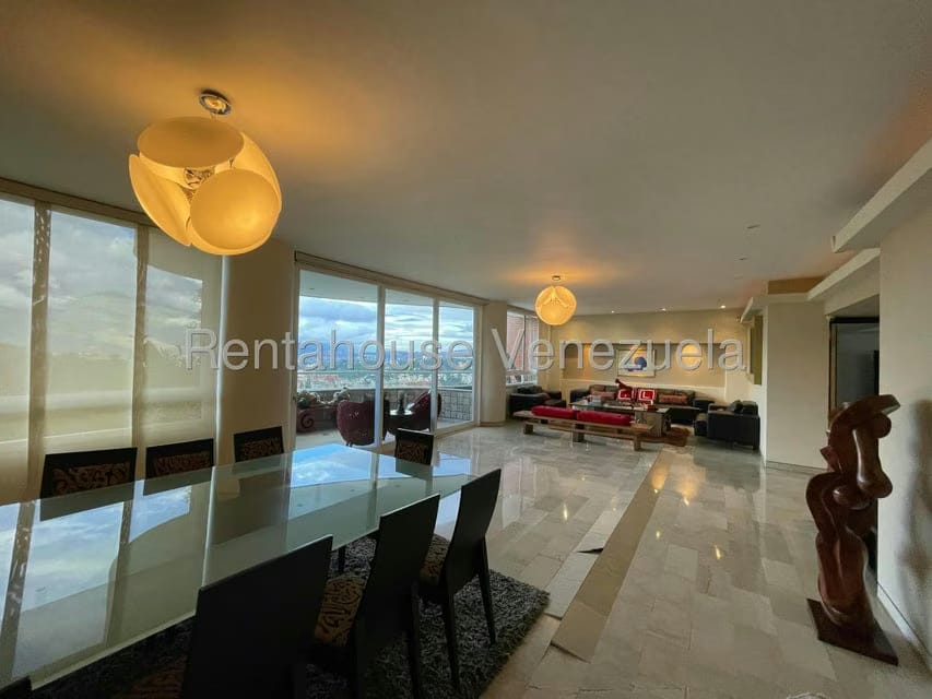 Apartamento (1 Nivel) en Venta en Mirador de Los Campitos I, Distrito Metropolitano - 2