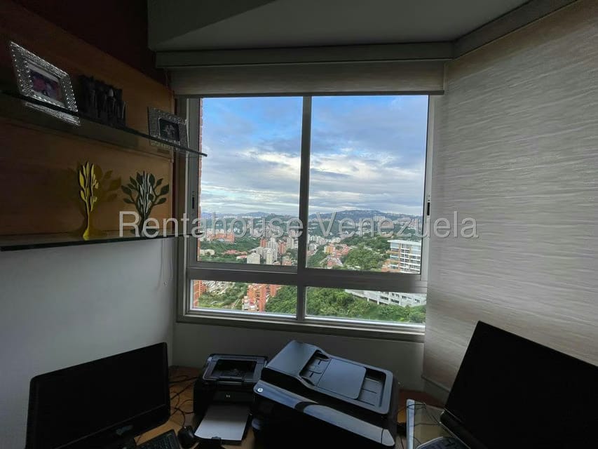 Apartamento (1 Nivel) en Venta en Mirador de Los Campitos I, Distrito Metropolitano - 24