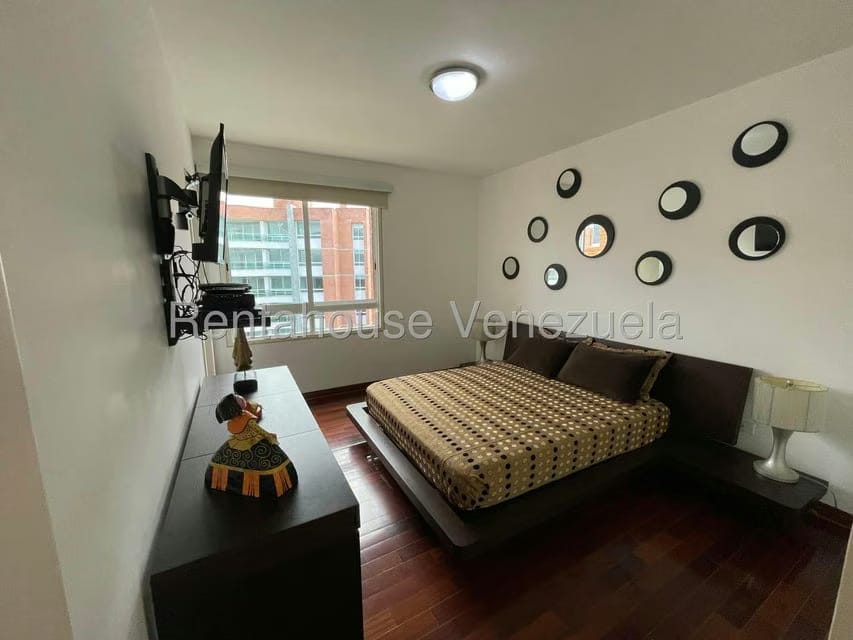 Apartamento (1 Nivel) en Venta en Mirador de Los Campitos I, Distrito Metropolitano - 28