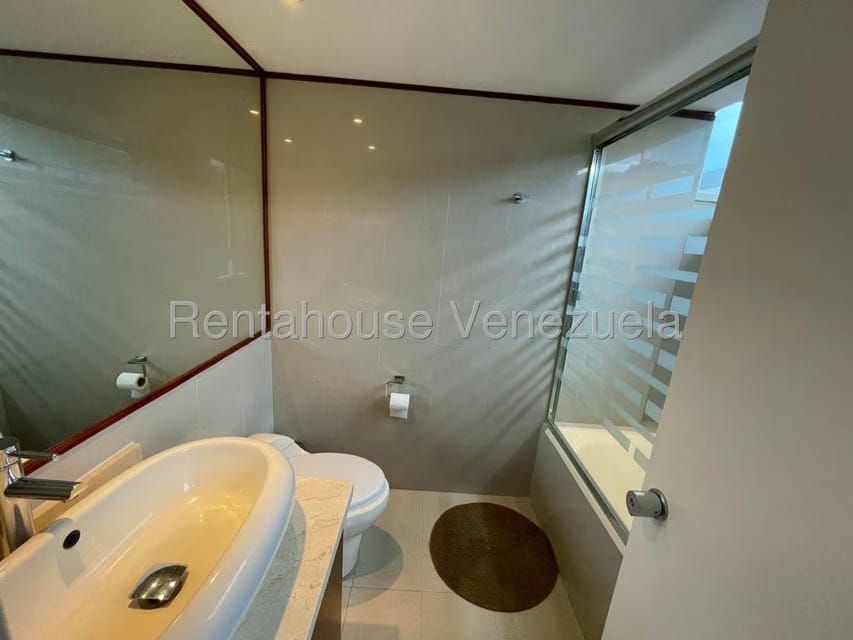 Apartamento (1 Nivel) en Venta en Mirador de Los Campitos I, Distrito Metropolitano - 36