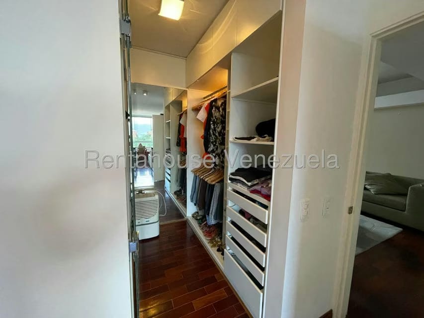 Apartamento (1 Nivel) en Venta en Mirador de Los Campitos I, Distrito Metropolitano - 39