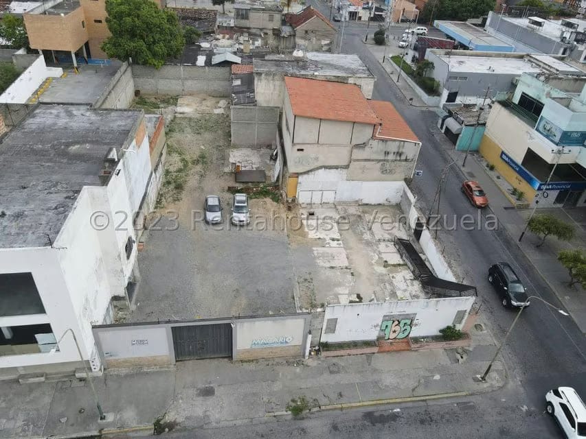 Terreno (Comercial) en Venta en Centro, Lara - 26