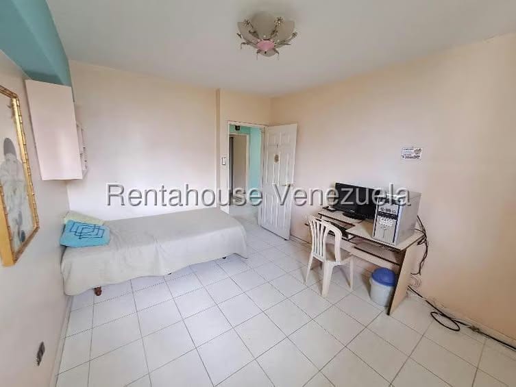 Apartamento (Penthouse) en Venta en Colinas de La California, Distrito Metropolitano - 24
