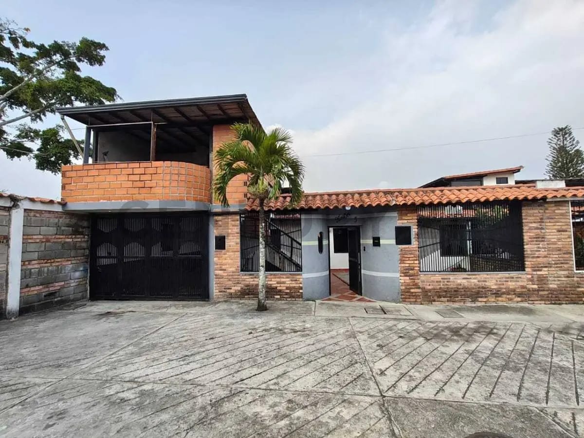 Venta casa Caneyes