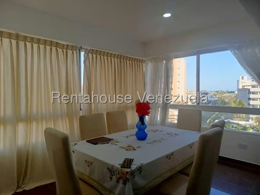 Apartamento (1 Nivel) en Venta en Costa Azul, Nueva Esparta - 11