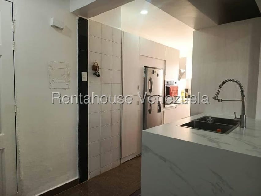 Apartamento (1 Nivel) en Venta en Costa Azul, Nueva Esparta - 12