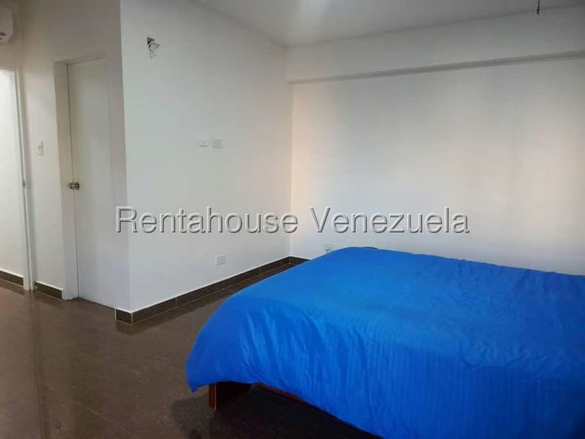 Apartamento (1 Nivel) en Venta en Costa Azul, Nueva Esparta - 17