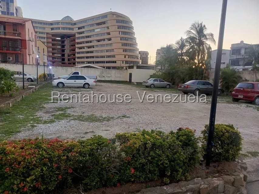 Apartamento (1 Nivel) en Venta en Costa Azul, Nueva Esparta - 26