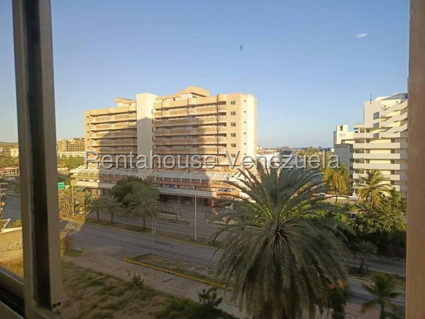 Apartamento (1 Nivel) en Venta en Costa Azul, Nueva Esparta - 10