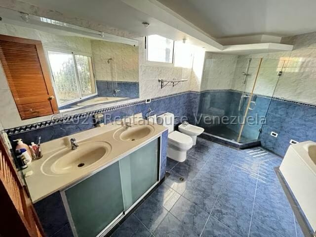 Casa (Duplex) en Venta en La Lagunita Country Club, Distrito Metropolitano - 30