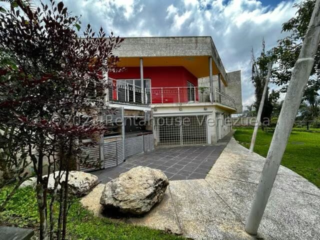 Casa (Duplex) en Venta en La Lagunita Country Club, Distrito Metropolitano - 5