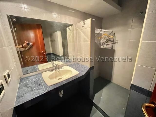 Casa (Duplex) en Venta en La Lagunita Country Club, Distrito Metropolitano - 44