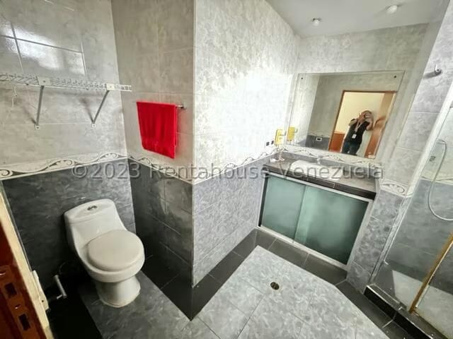 Casa (Duplex) en Venta en La Lagunita Country Club, Distrito Metropolitano - 51
